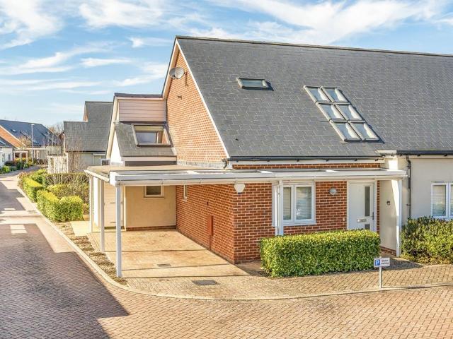 3 bedroom chalet for sale