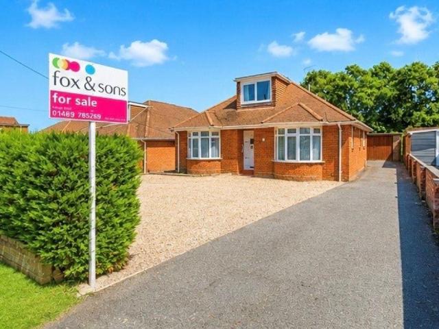 3 bedroom chalet for sale