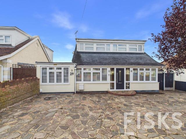 3 bedroom chalet for sale
