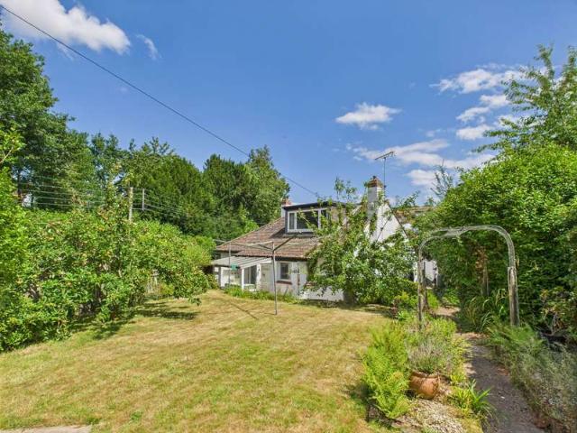 3 Bedroom Chalet House