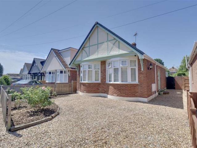 3 Bedroom Chalet House