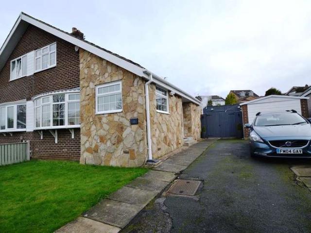 3 Bedroom Chalet House