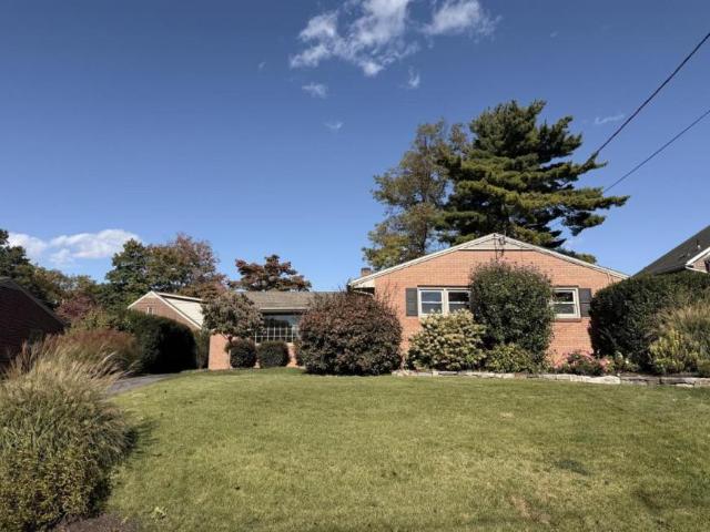 3 bedroom, Chambersburg PA 17201 106219596