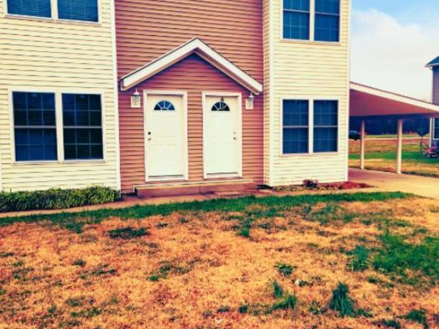 3 bedroom, Chandler IN 47610 106024747