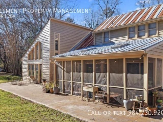 3 bedroom, Chapel Hill NC 27514 LS105481954