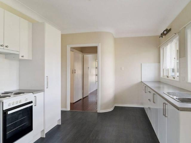 3 BEDROOM CHARACTER HOME IN CAMBOOYA
