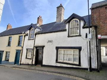 3 bedroom character property for sale