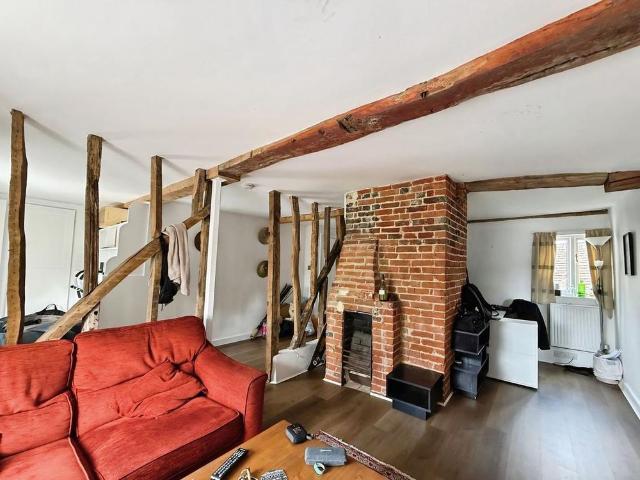 3 bedroom character property to rent