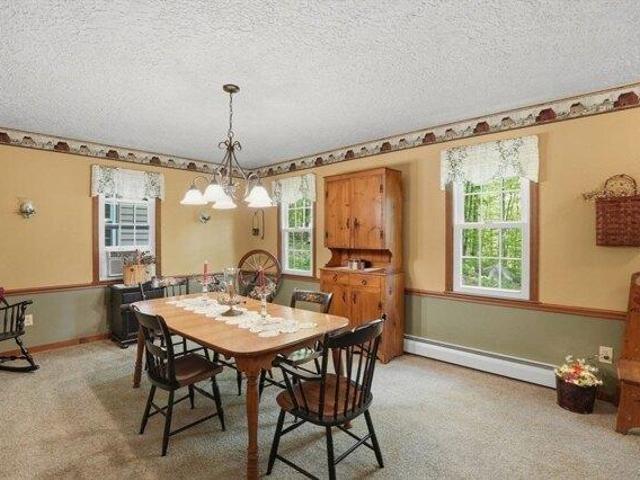 3 bedroom, Charlton MA 01507 105254687