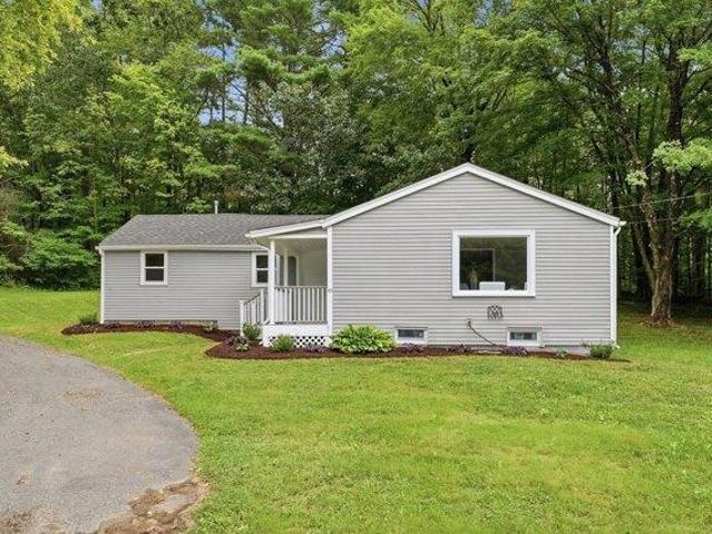 3 bedroom, Charlton MA 01507 105315329
