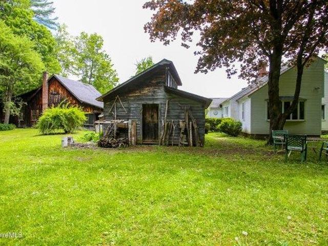 3 bedroom, Charlemont MA 01339 105293534