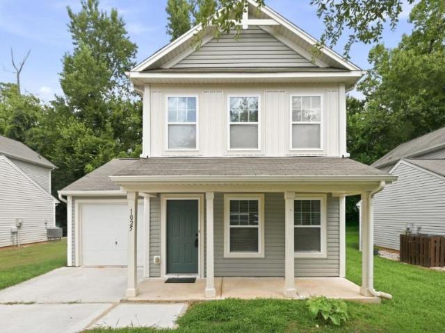 3 bedroom, Charlotte NC 28216 LS104419731