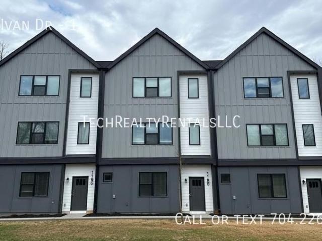 3 bedroom, Charlotte NC 28216 104925628