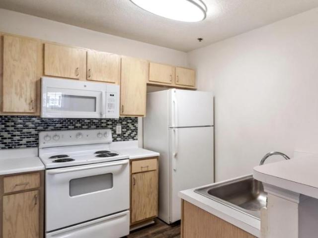 3 bedroom, Charlotte NC 28269 105043784