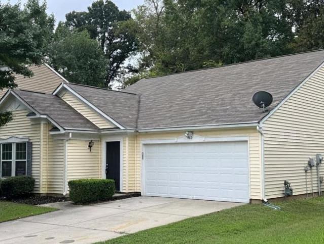 3 bedroom, Charlotte NC 28269 105921727