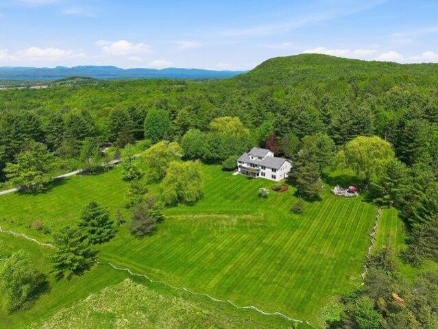 3 bedroom, Charlotte VT 05445 104719757