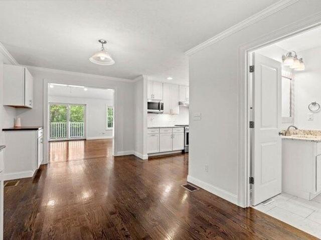 3 bedroom, Chelmsford MA 01824 105418328