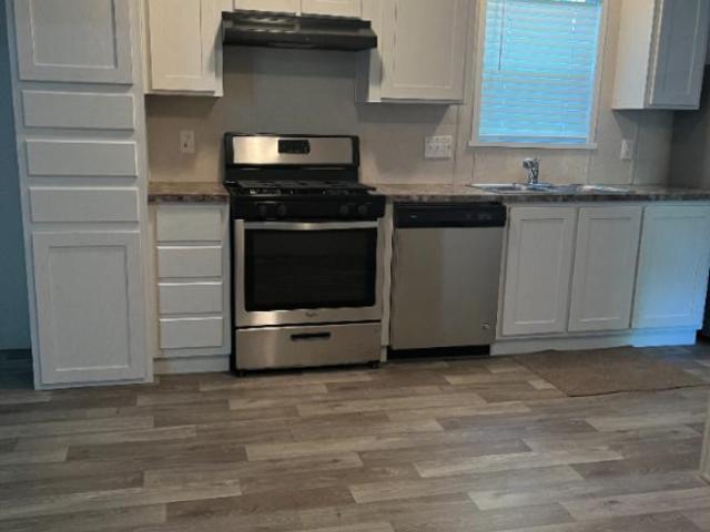 3 bedroom, Chesterfield IN 46017 LS103472830