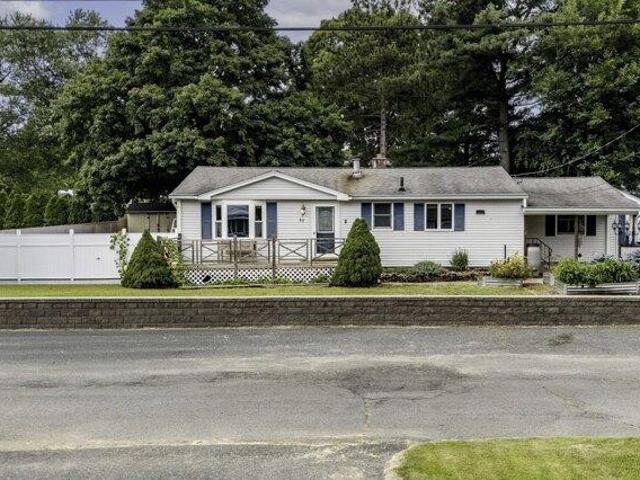 3 bedroom, Chicopee MA 01013 105387210