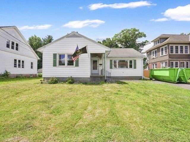 3 bedroom, Chicopee MA 01020 105258892