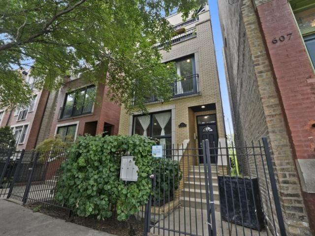 3 bedroom, Chicago IL 60642 LS105510890