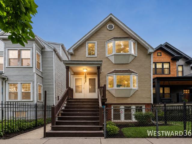 3 bedroom, Chicago IL 60647 LS105215321