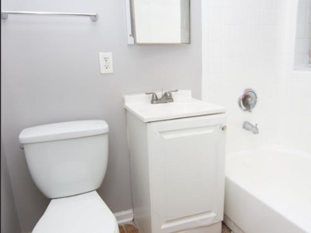 3 bedroom, Chicago IL 60644 95881193