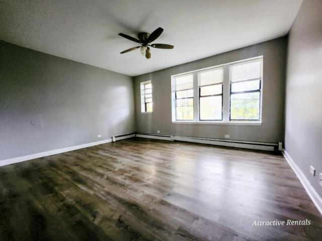 3 bedroom, Chicago IL 60644 105776327