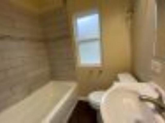 3 bedroom, Chicago IL 60649 106109863