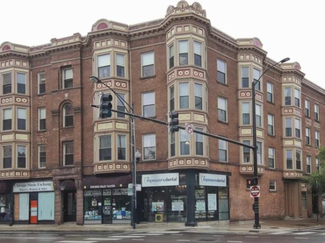 3 bedroom, Chicago IL 60657 104756500