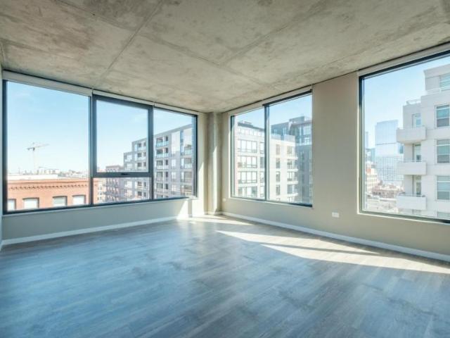 3 bedroom, Chicago IL 60607 104517591