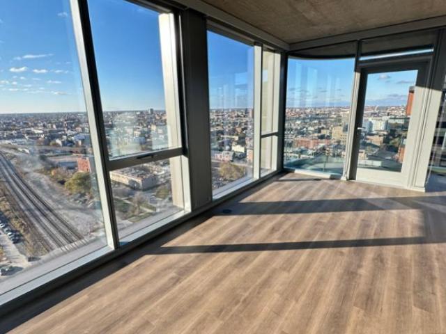 3 bedroom, Chicago IL 60607 106026835