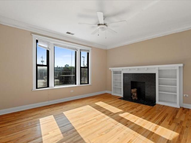 3 bedroom, Chicago IL 60613 LS104869070