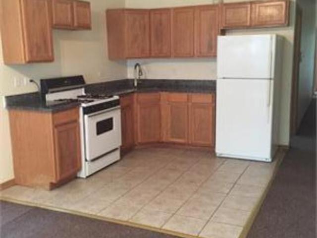 3 bedroom, Chicago IL 60617 106114120