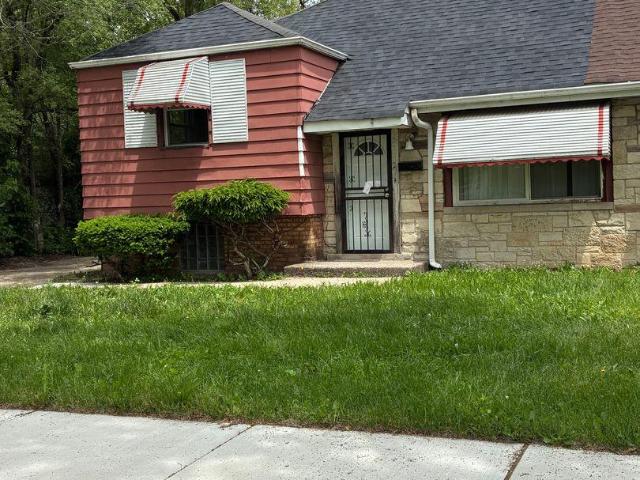 3 bedroom, Chicago IL 60617 106138615