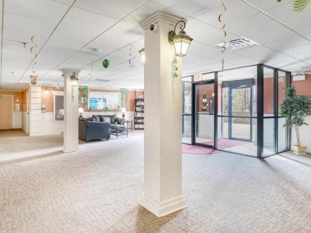 3 bedroom, Chicago IL 60615 105619949