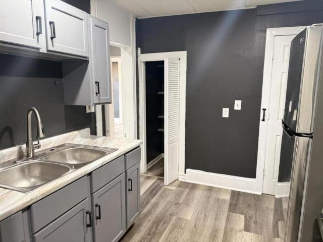 3 bedroom, Chicago IL 60619 103010459