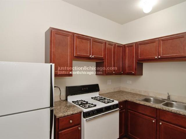 3 bedroom, Chicago IL 60623 104806676