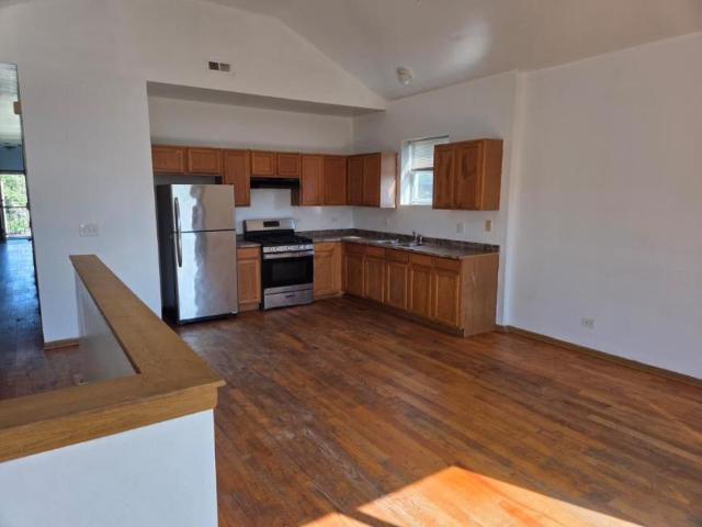 3 bedroom, Chicago IL 60623 106221189