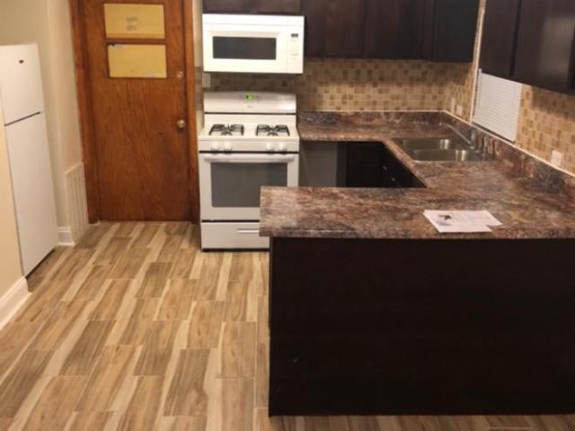 3 bedroom, Chicago IL 60620 105848405
