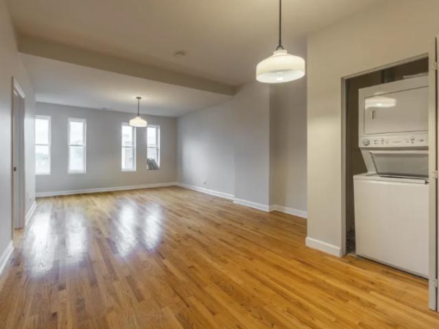 3 bedroom, Chicago IL 60622 105510903