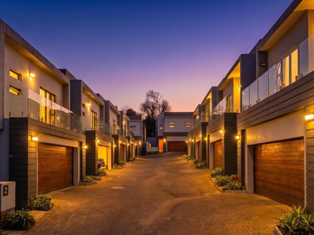 3 Bedroom Cluster To Let in Bryanston