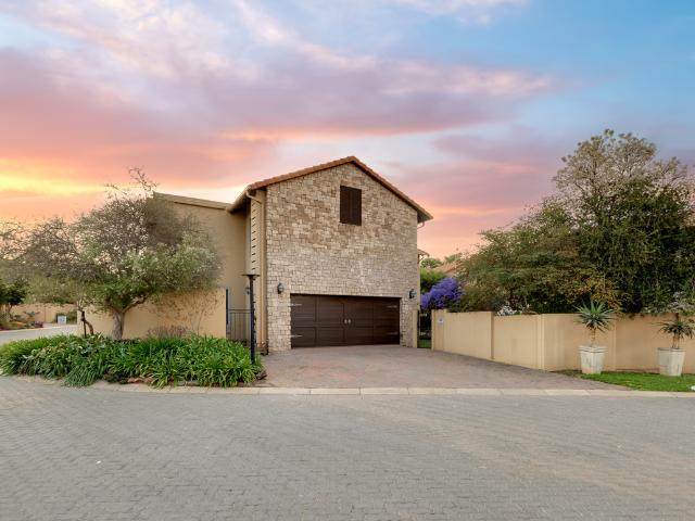 3 Bedroom Cluster To Let in Broadacres