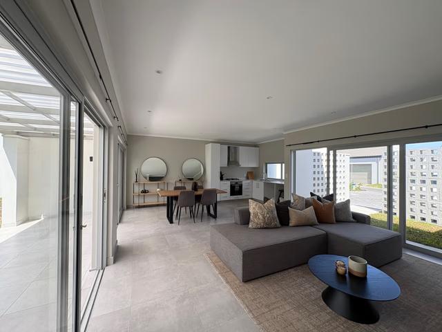 3 Bedroom Cluster To Let in Lalela Estate