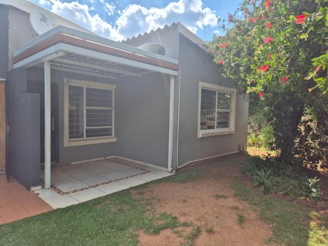3 Bedroom Cluster To Let in Ridgeway