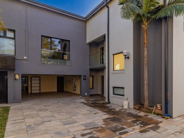 3 Bedroom cluster to rent in Morningside, Sandton