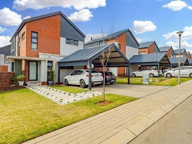 3 Bedroom cluster to rent in North Riding, Randburg