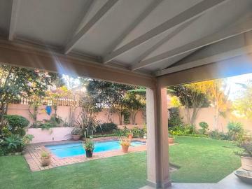 3 Bedroom Cluster House For Rent in Waterkloof