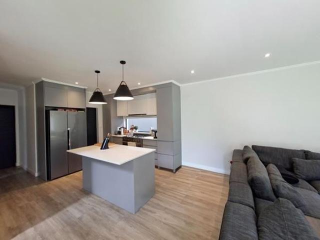 3 Bedroom Cluster in Bryanston