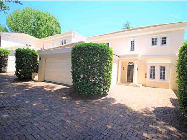 3 Bedroom Cluster in Melrose North